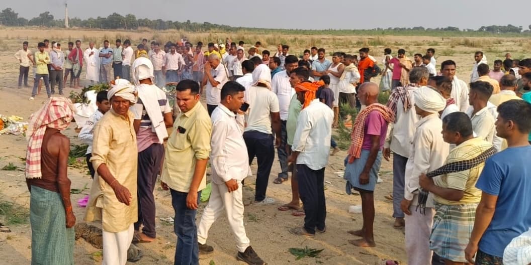 स्कॉर्पियो के धक्के से बाइक सवार रेलकर्मी की मौत, दूसरा घायल