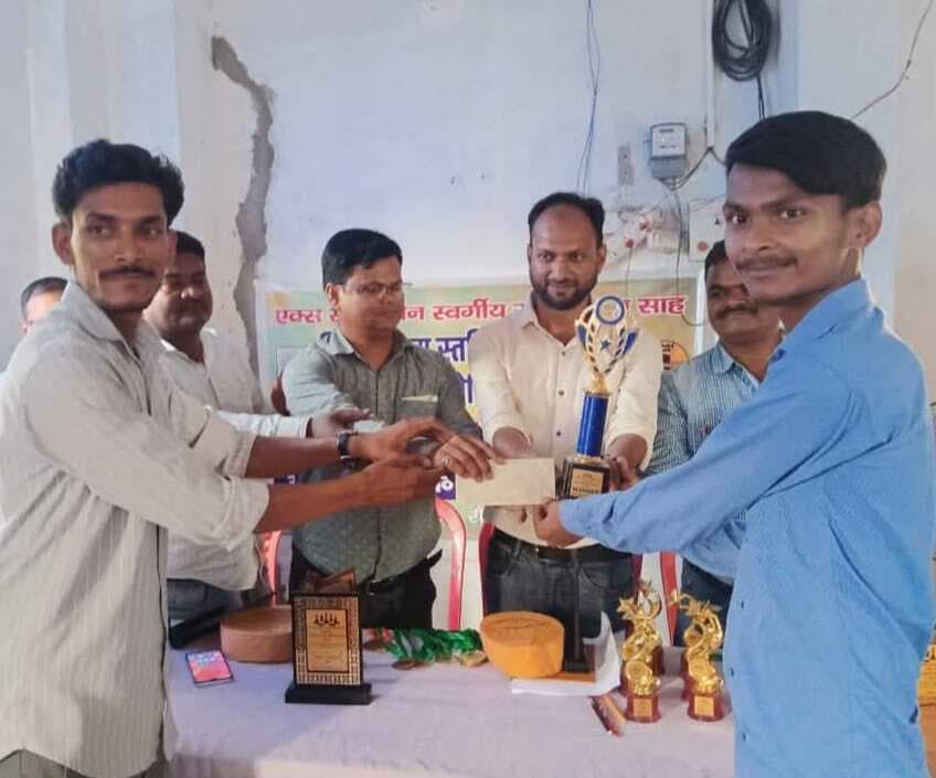 दरभंगा में आयोजित राज्य स्तरीय शतरंज प्रतियोगिता में खगड़िया के शुभम बने चैम्पियन