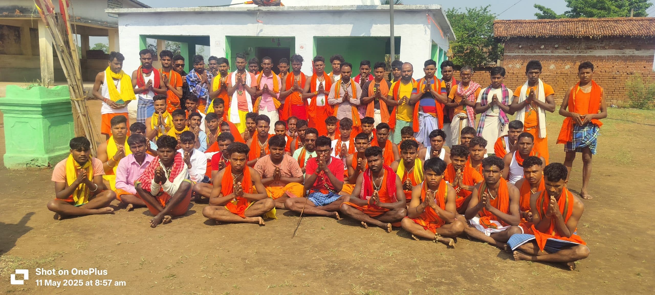 Bokaro News : मोचरो में 151 वर्षों से हो रहा विशु परब