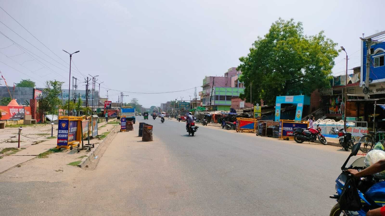 धूप के तल्ख तेवर ने लोगों को घरों में दुबकने पर किया मजबूर