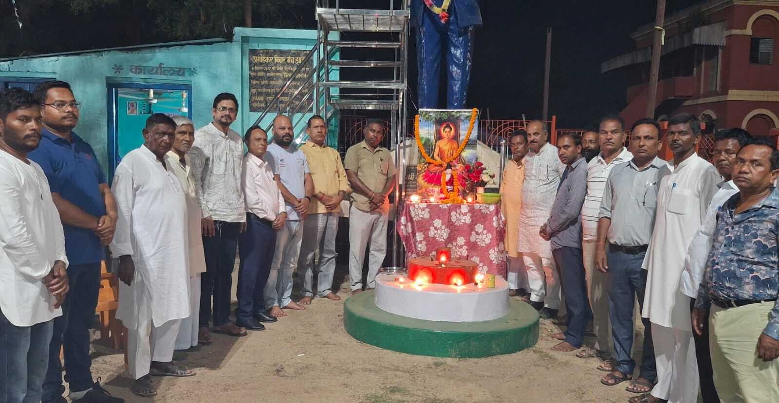 आंबेडकर विचार मंच कार्यकर्ताओं ने मनायी बुद्ध पूर्णिमा