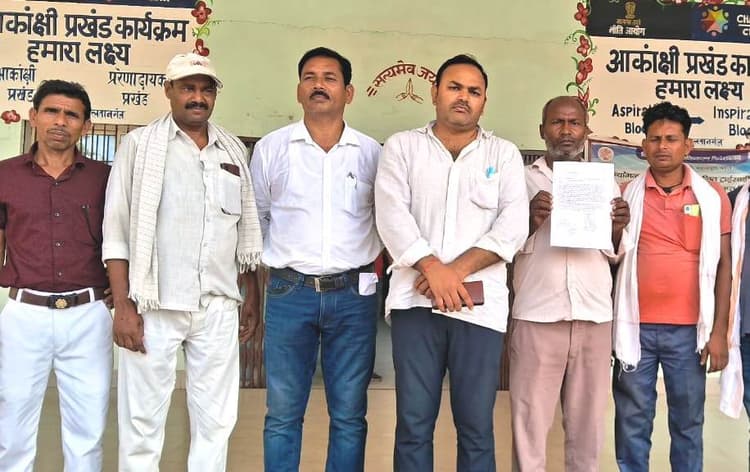 Bhagalpur news गंगा में डूबे छात्र के परिजन को एक साल बाद भी नहीं मिली आपदा राशि