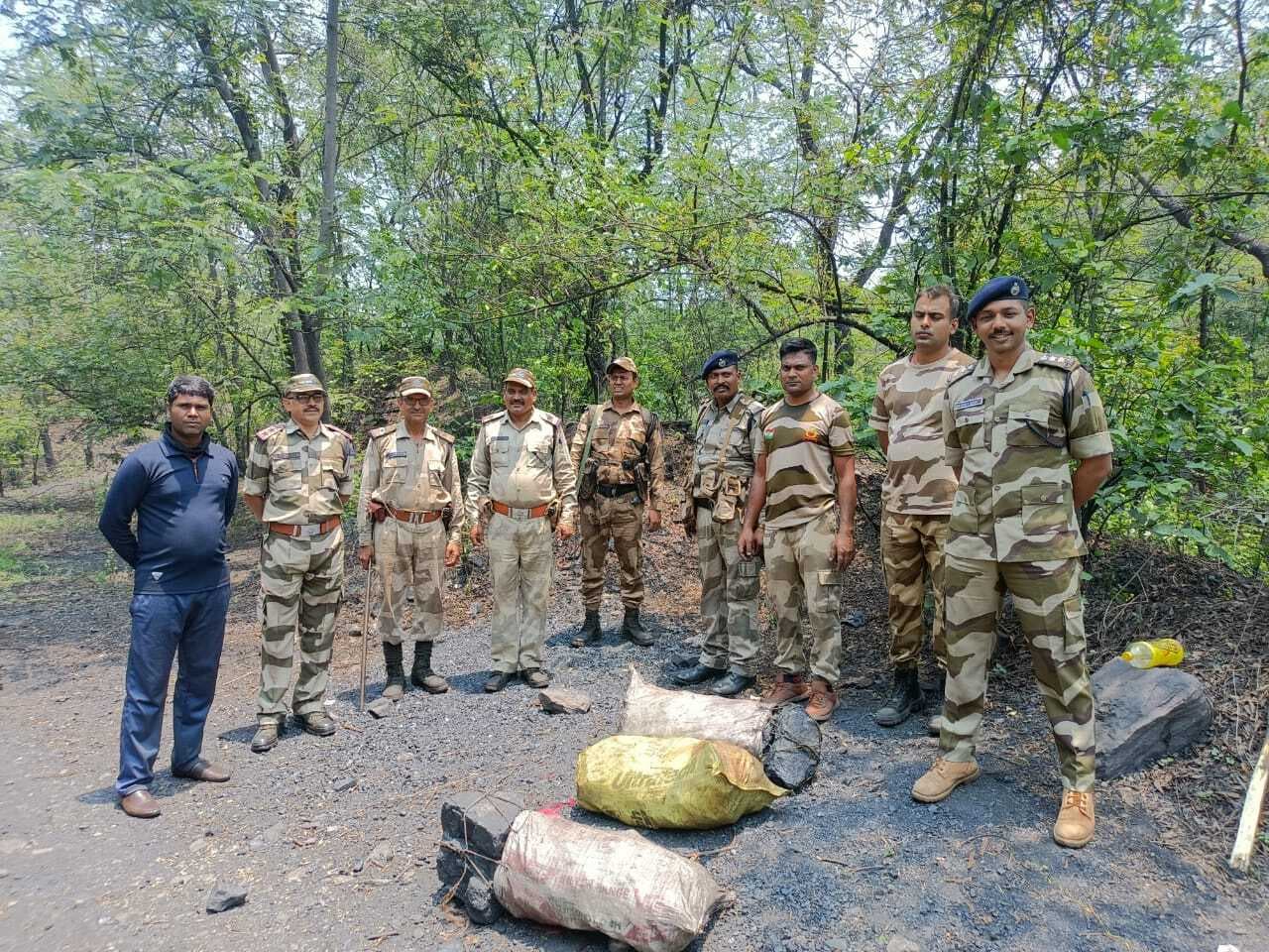 Bokaro News : 71.5 टन अवैध कोयला जब्त