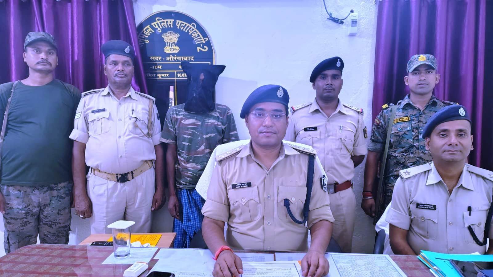 वर्षों से फरार नक्सली चढ़ा पुलिस के हत्थे