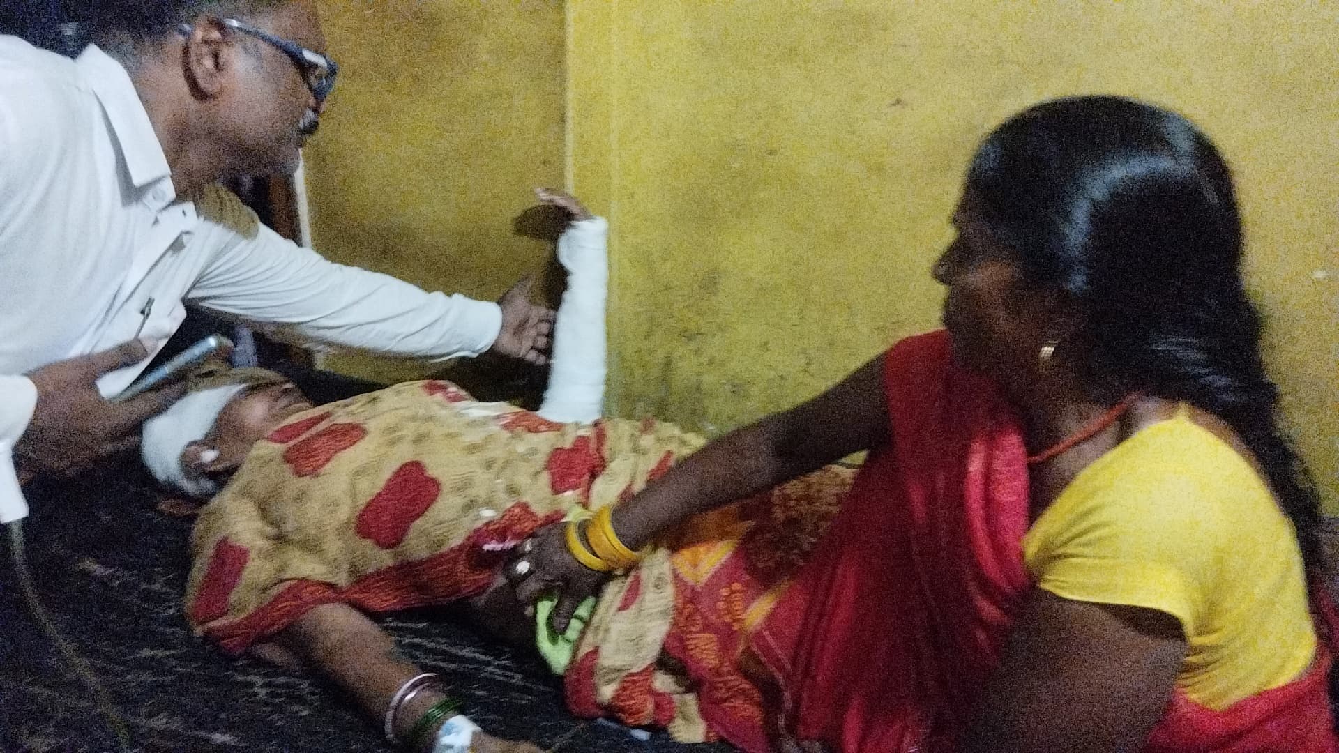 मॉर्निंग वॉक पर निकली पांच महिलाओं को बाइक सवार ने मारी टक्कर, घायल