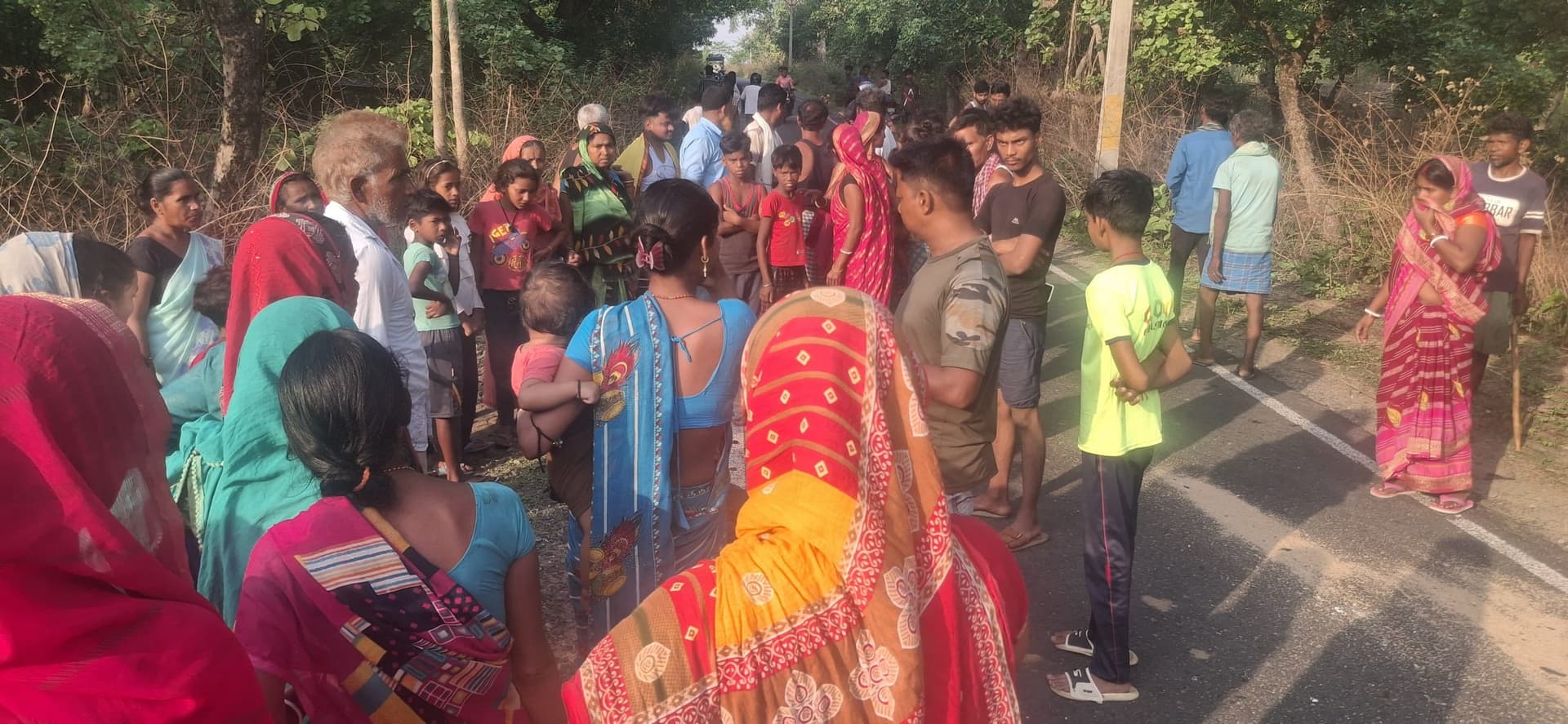 सड़क दुर्घटना में युवक की मौत, एक घायल