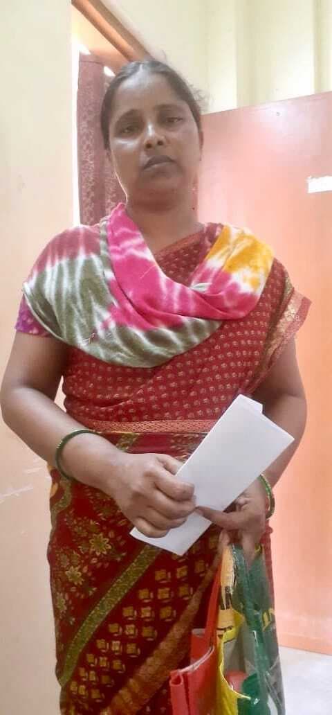 East Singhbhum News : पति के मृत्यु प्रमाण पत्र के लिए तीन माह से भटक रही महिला