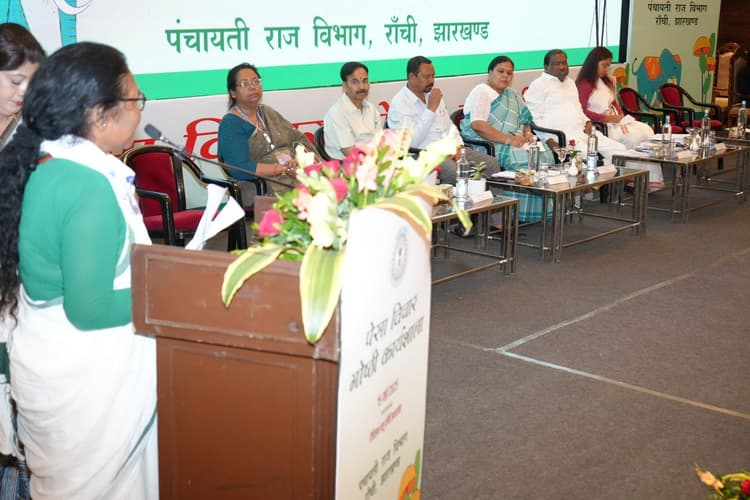 Political News : ग्रासरूट से सुझाव लेकर पेसा के ड्राफ्ट में सुधार करें : के राजू
