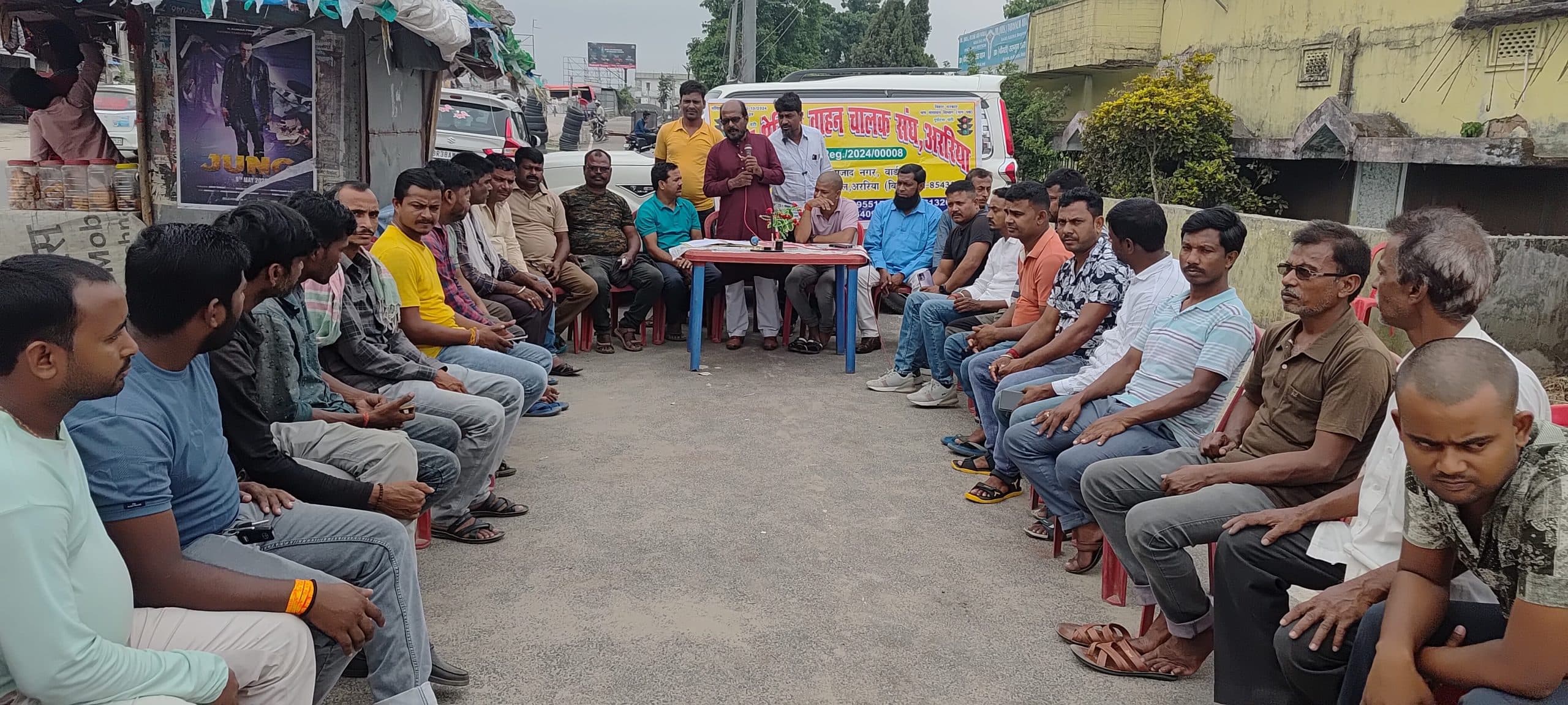 वाहन चालक ट्रैफिक नियमों का करें पालन