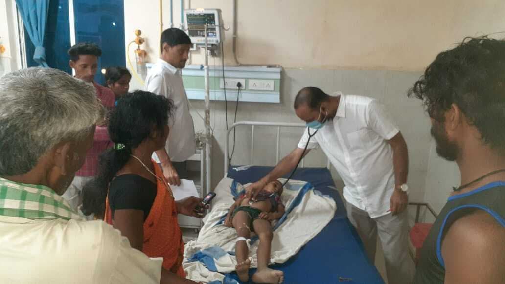 सर्पदंश से बच्ची की मौत, रेफरल अस्पताल में नही थी एबीएस की सूई