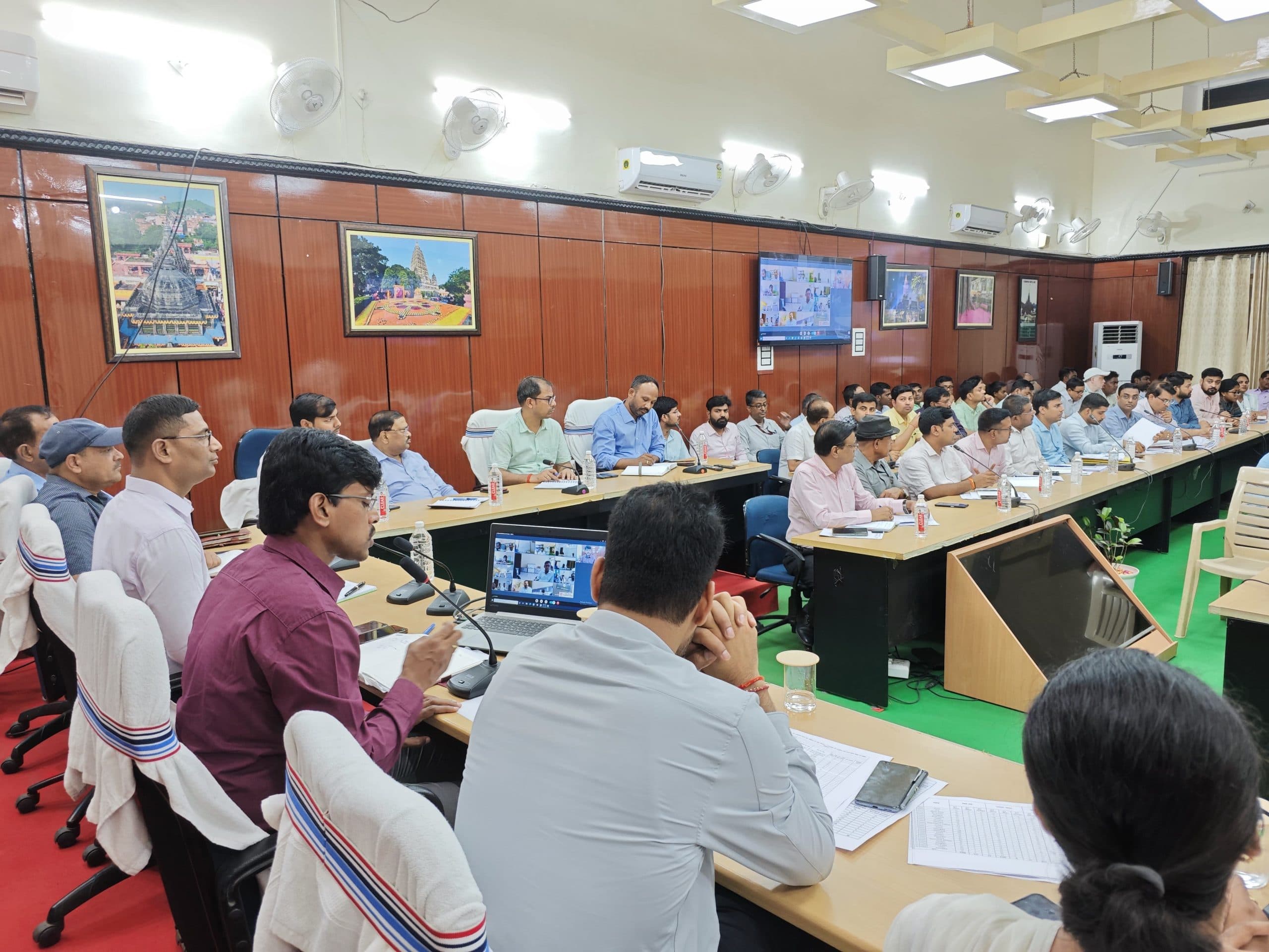 Gaya News : नल-जल व पेयजल आपूर्ति की समस्या हो, तो 9801931538 पर करें फोन