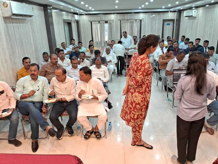 Gaya News : बोधगया को विश्वस्तरीय पर्यटन स्थल के रूप में विकसित करने की अपार संभावनाएं