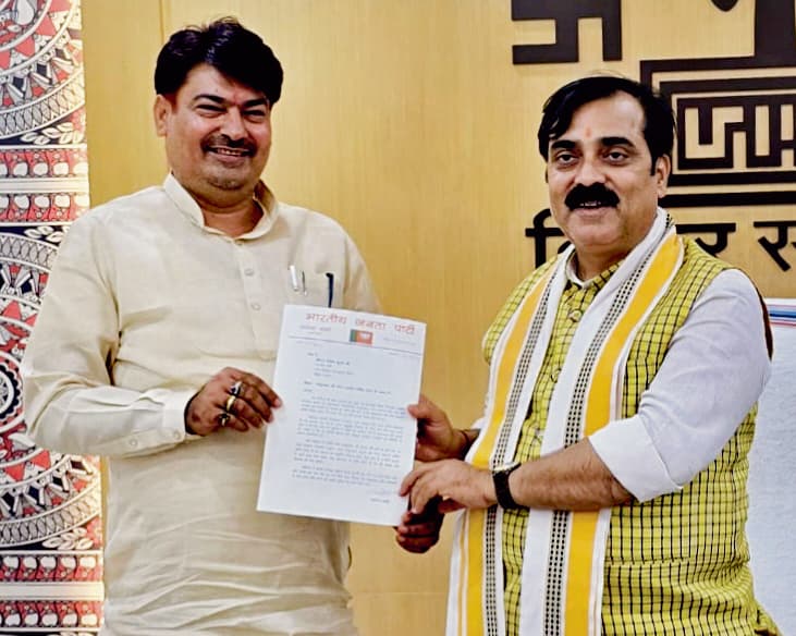 शकुराबाद जल्द बनेगा नगर पंचायत, मांग पर मंत्री ने दिया आश्वासन