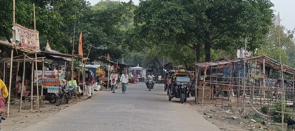 बसंतराय तालाब को अतिक्रमणमुक्त कराने में प्रखंड प्रशासन नाकाम