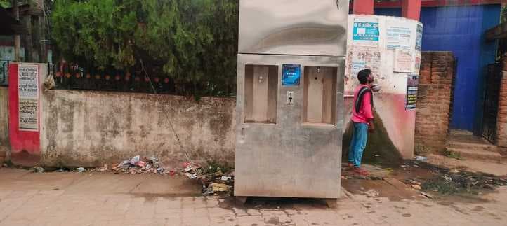 बेकार साबित हो रहा है लाखों की लागत से लगाया गया नगर परिषद का वाटर चिलिंग प्लांट
