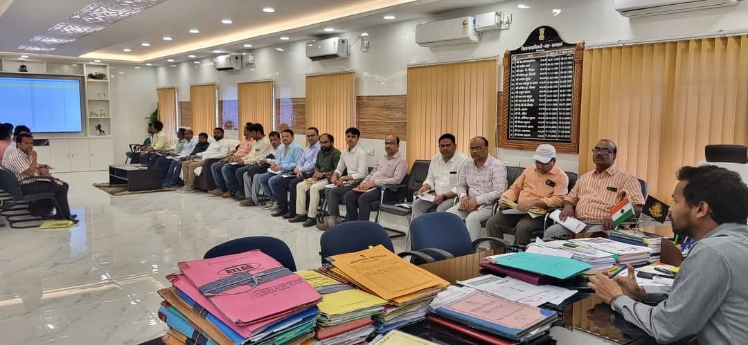 स्वास्थ्य सेवा जन-जन तक पहुंचे, डीएम विशाल राज का स्पष्ट संदेश