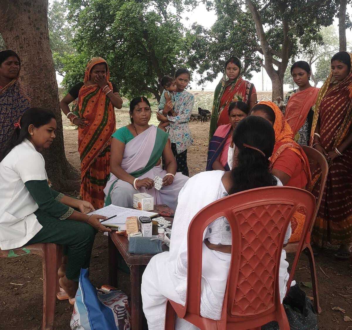 शिविर में ब्लड प्रेशर, शुगर व बीएमआइ की हुई जांच