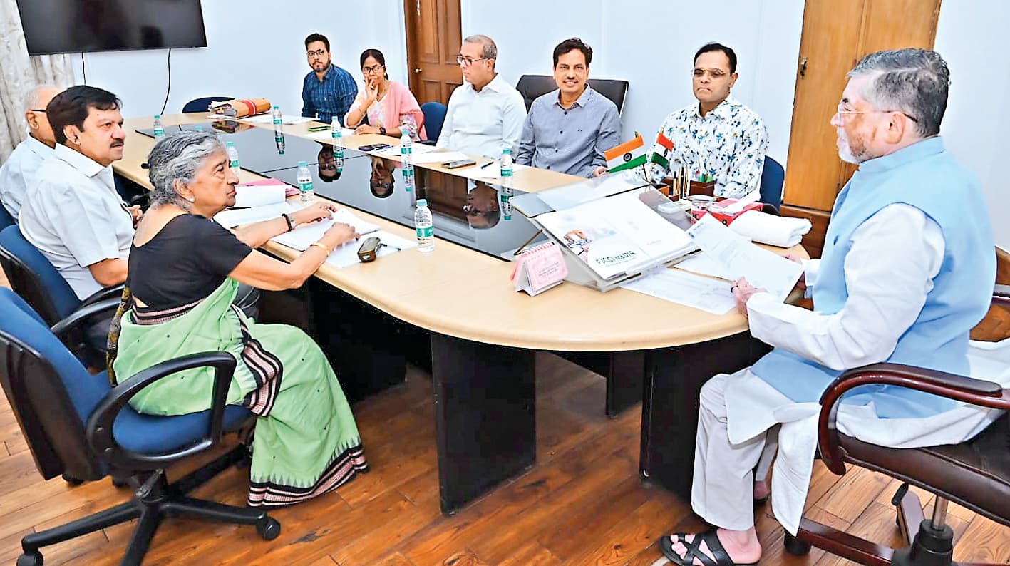 Ranchi News: झारखंड निर्माण के दो दशक हुए, बिहार आइ बैंक ट्रस्ट का नाम बदलें : राज्यपाल