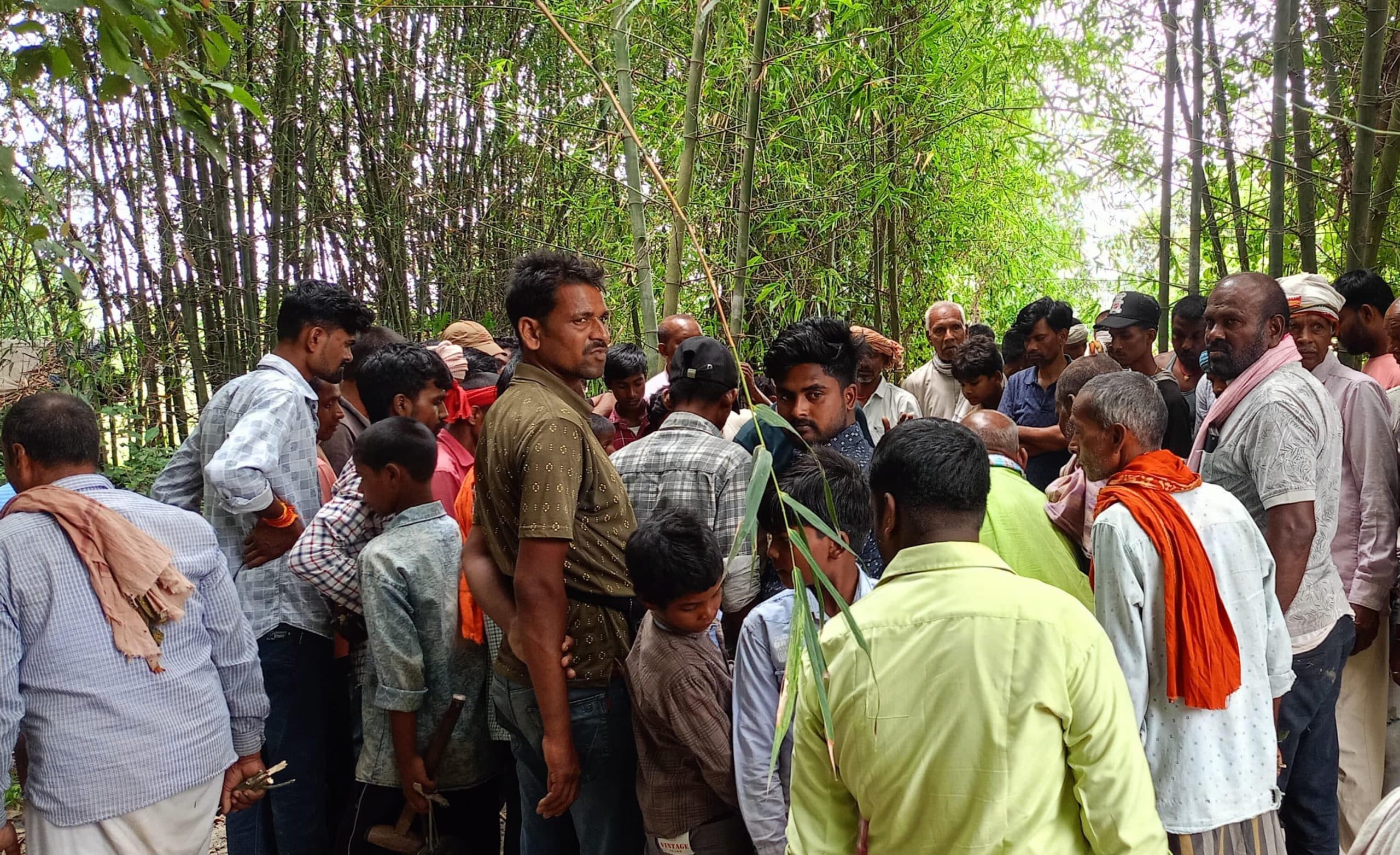 बाइक की ठोकर से महिला की गयी जान