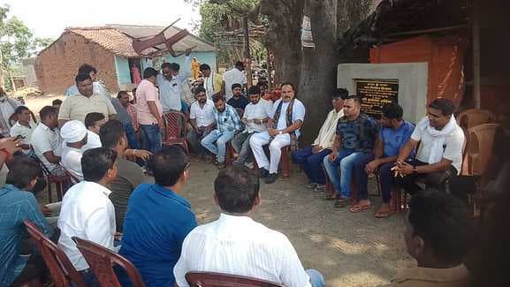संविधान बचाओ रैली को लेकर कांग्रेस कार्यकर्ताओं ने की बैठक