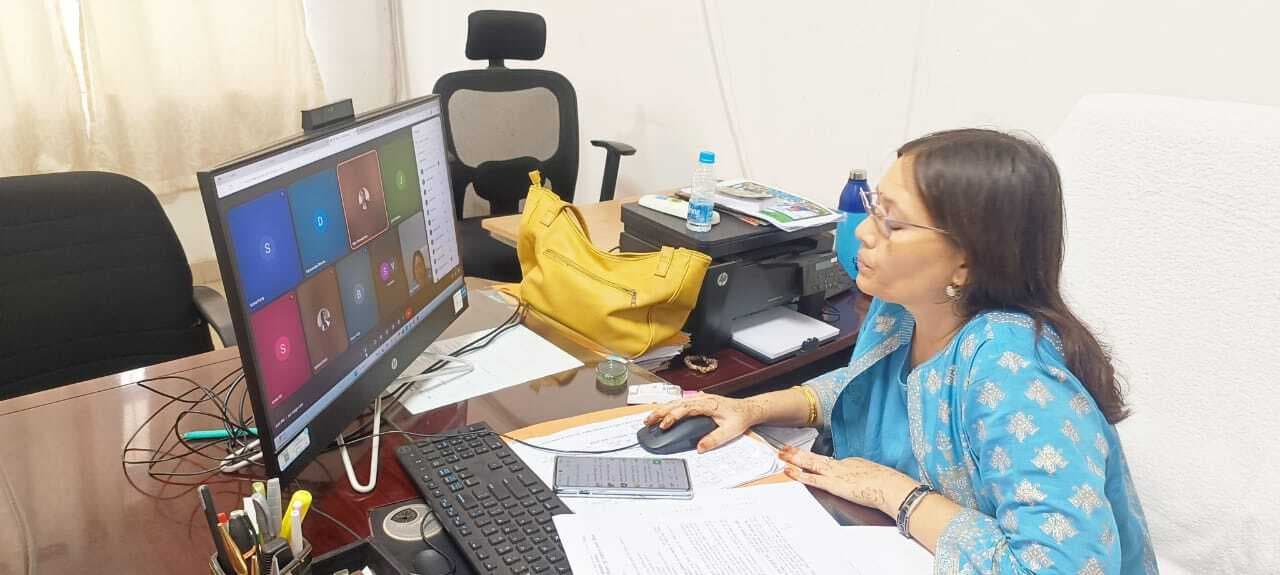 West Singhbhum News : कार्डधारियों को जून के अंत तक मिलेगा तीन माह का राशन