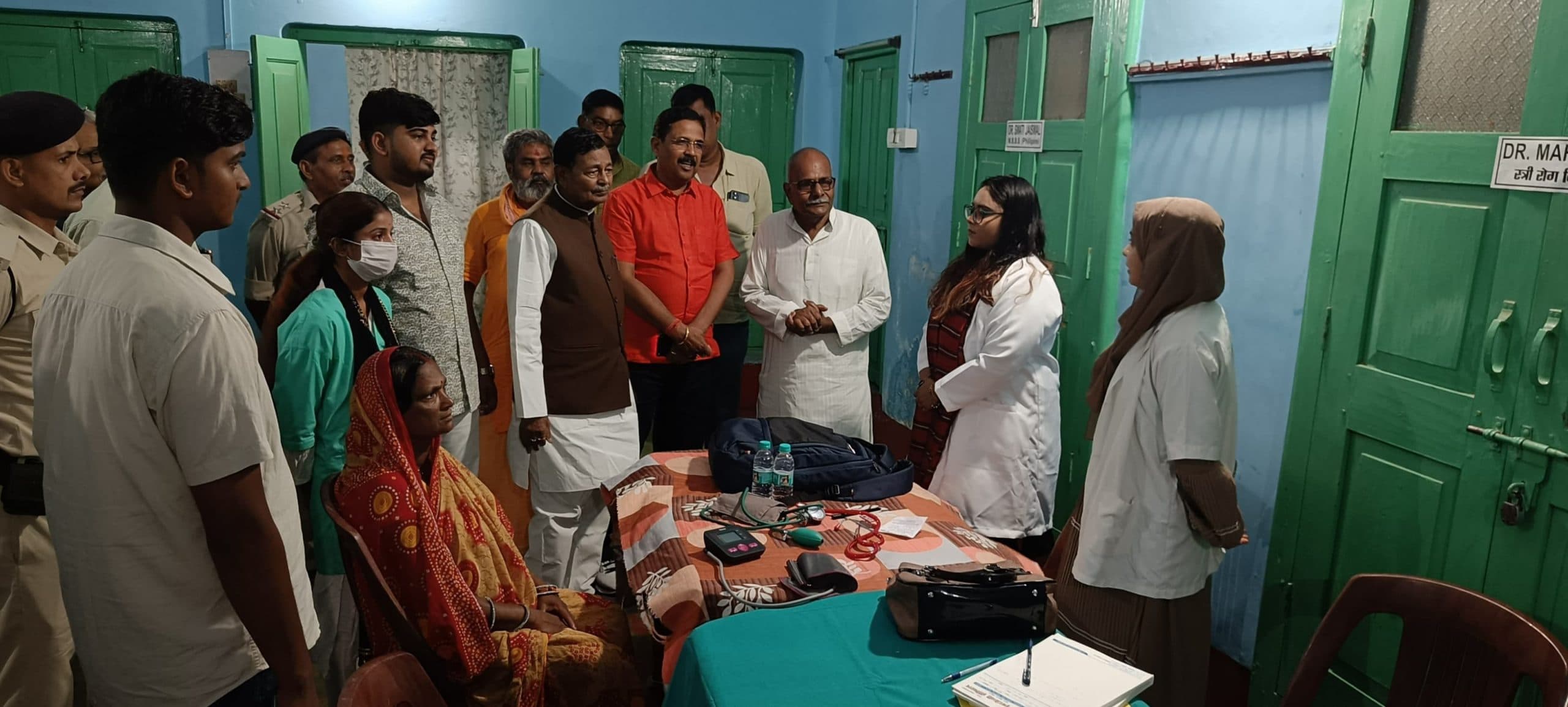 नि:शुल्क स्वास्थ्य शिविर में 230 लोगों का हुआ इलाज, दवा भी मिली