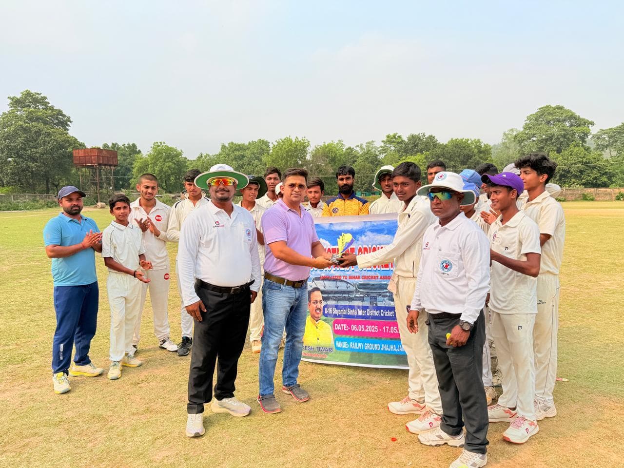 बांका ने मुंगेर को छह विकेट से हराया