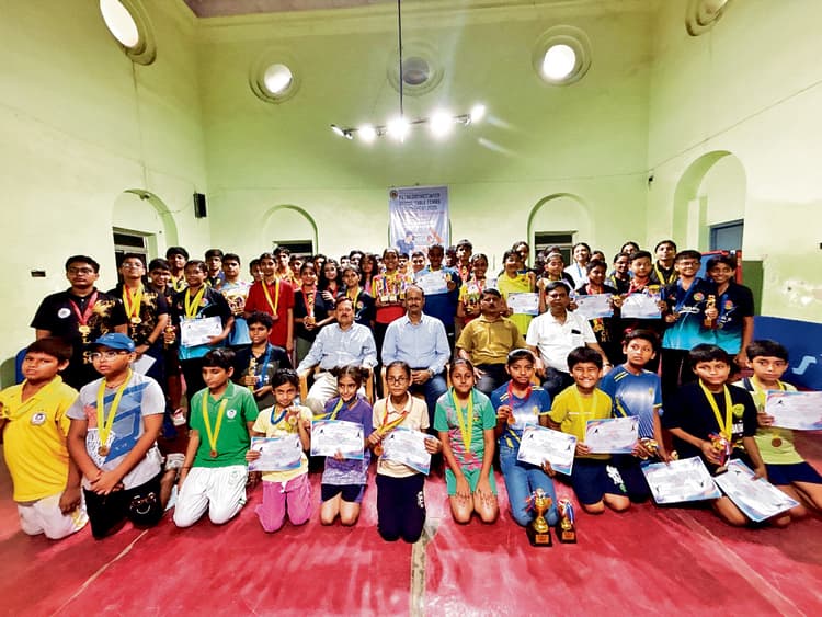 टेबल टेनिस में अनन्या को तिहरा और आयुष को दोहरा खिताब