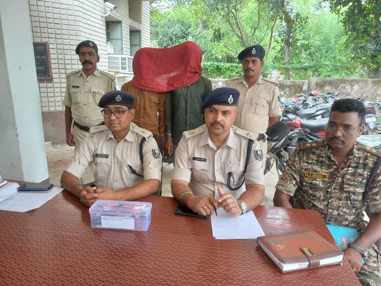 पोता ने दादा को जमीन विवाद में मारी गोली, स्थिति गंभीर