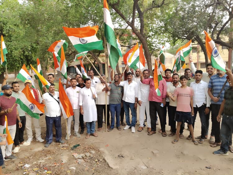 युवाओं में देश के प्रति दिखा अलग जोश