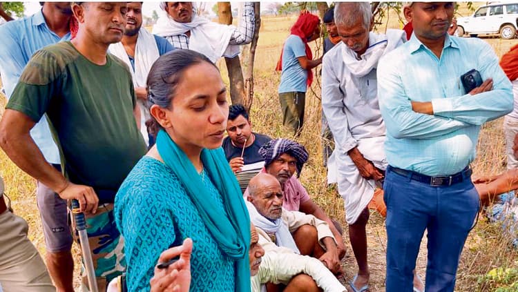 Aurangabad News : भूमि अधिग्रहण करने पहुंची टीम को झेलना पड़ा विरोध