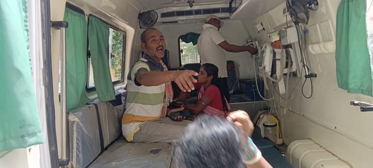 इ-रिक्शे से दबकर चार वर्षीय मासूम जख्मी, रेफर