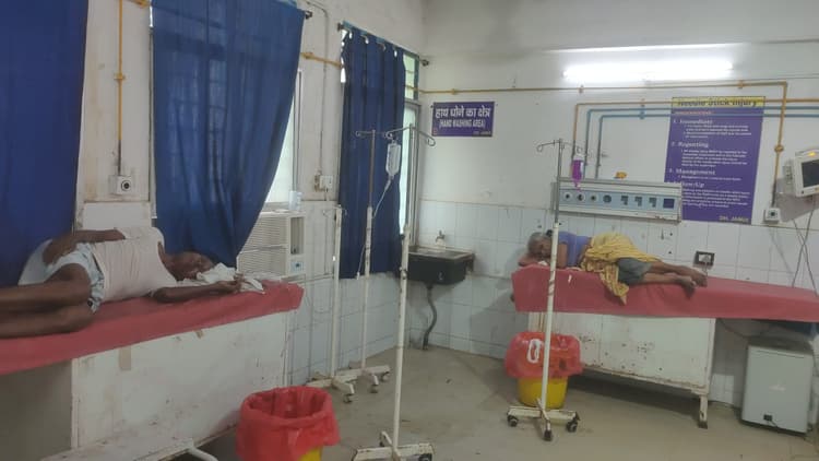 पुत्रवधु की प्रताड़ना से तंग आकर सास-ससुर ने खाया जहरीला पदार्थ, पटना रेफर