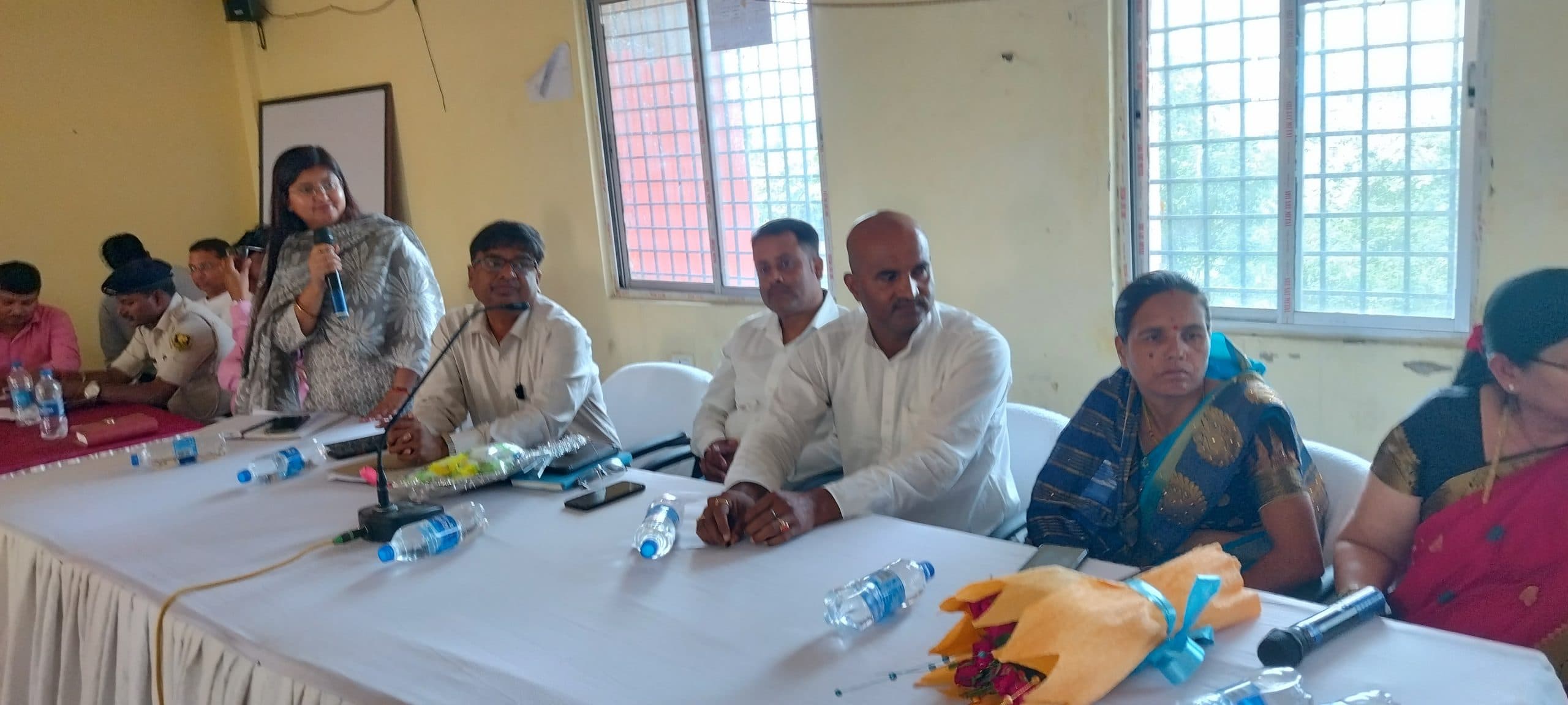 Madhubani News : बीस सूत्री कार्यान्वयन समिति की पहली बैठक संपन्न