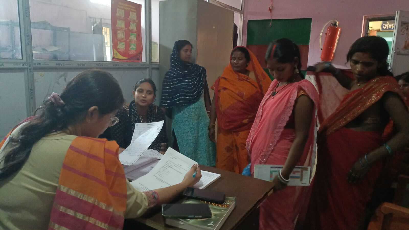 रेफरल अस्पताल में 61 गर्भवती महिलाओं की हुई जांच