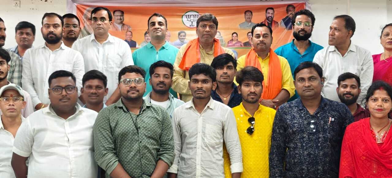 सरकार की योजनाओं को जनजन तक पहुंचने काे लेकर कार्यशाला आयोजित