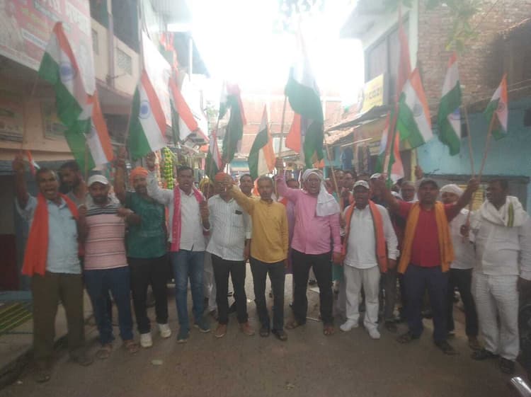 ऑपरेशन सिंदूर की सफलता पर निकाली तिरंगा यात्रा