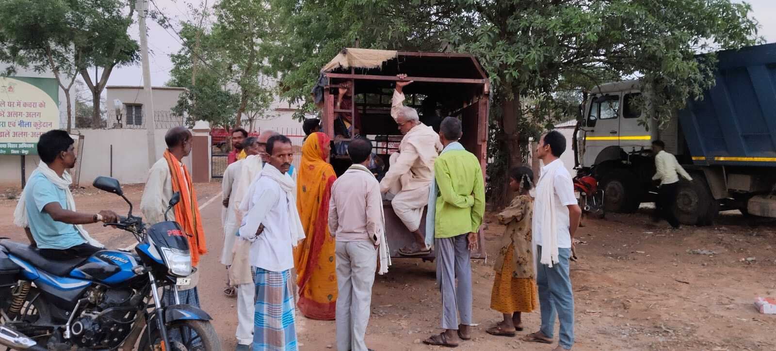 आम की रखवाली कर रहे किसान की वज्रपात से मौत