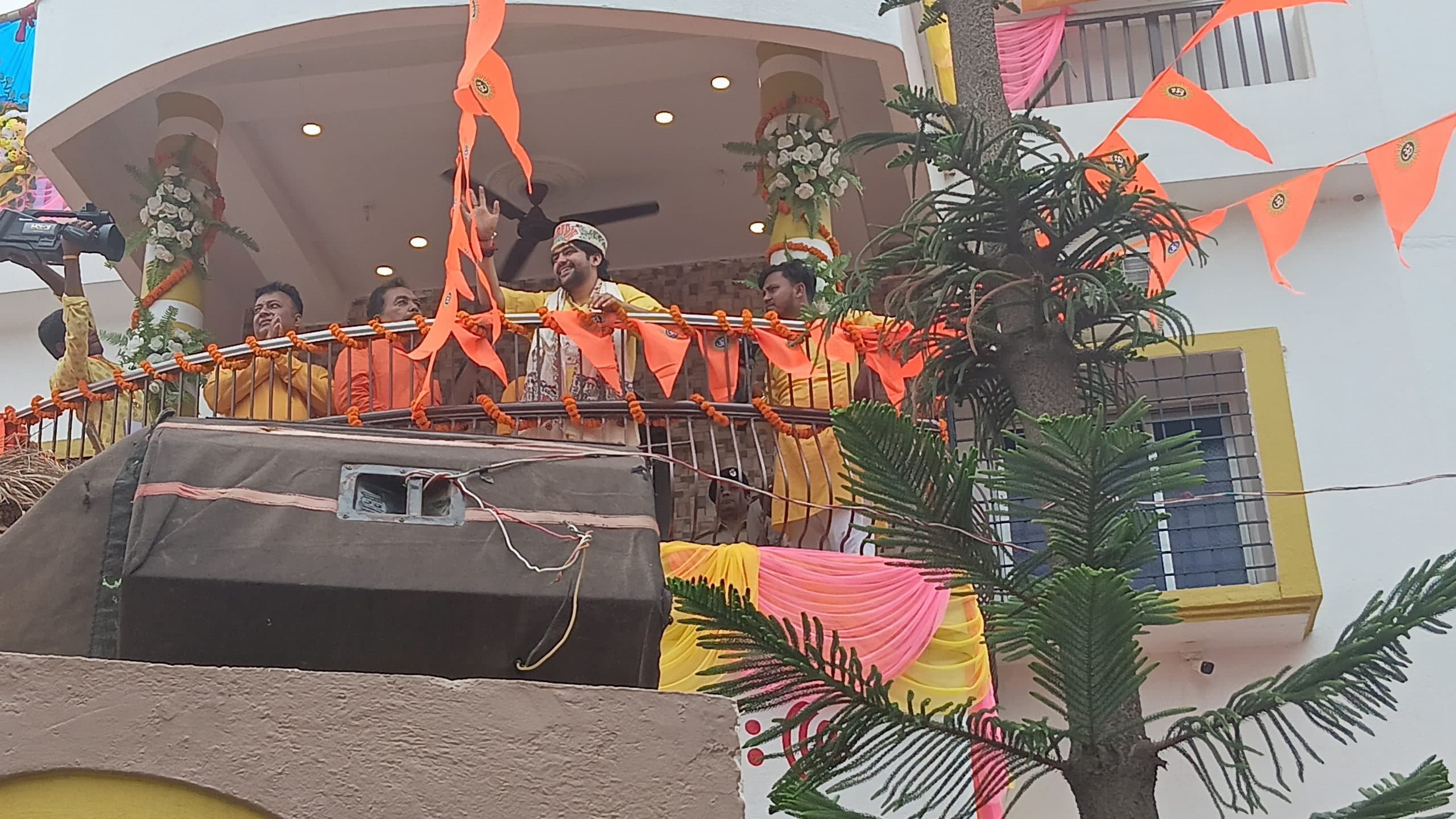 Madhubani News : धन्य है मां जानकी की भूमि मिथिला : धीरेंद्र शास्त्री