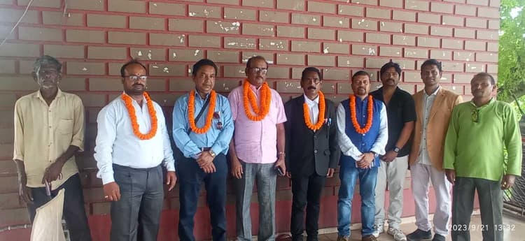 Chaibasa News : अखिल भारतीय सांस्कृतिक विकास महासंघ के प्रदेश अध्यक्ष बने तपन घोष