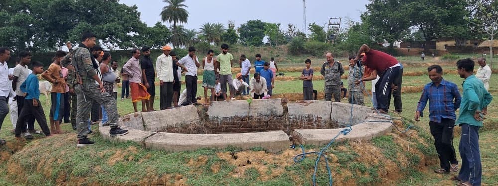 कुआं से मिला एक व्यक्ति का शव, हत्या की आशंका