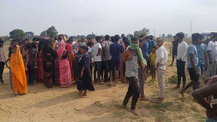 ट्रैक्टर से दबकर चालक की मौत, परिजनों में मचा कोहराम
