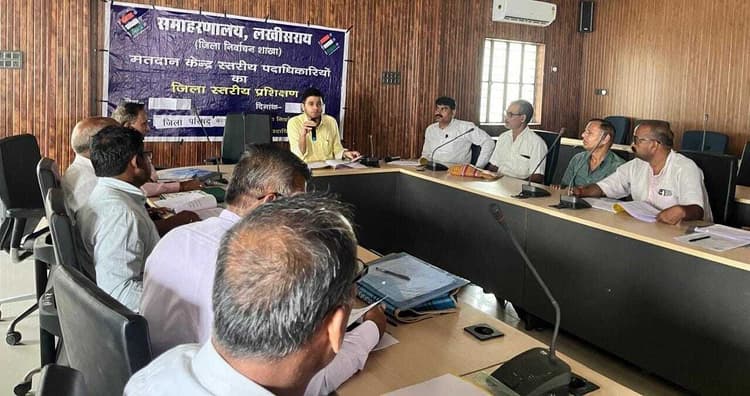 कर्तव्यों व जिम्मेदारियों से बीएलओ को कराया अवगत