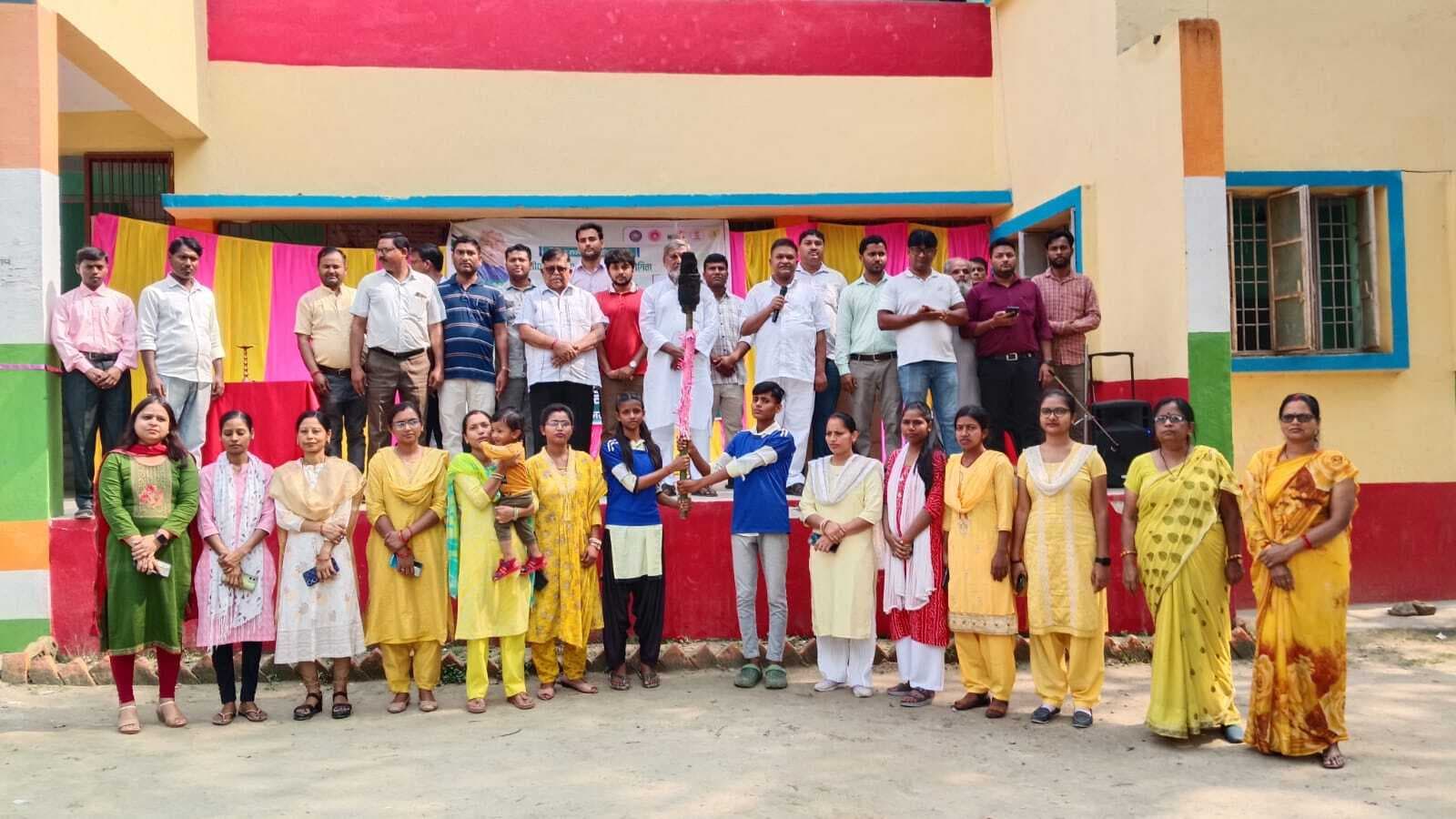 खेरिया में तीन दिवसीय सीआरसी स्तरीय खेल प्रतियोगिता का शुभारंभ