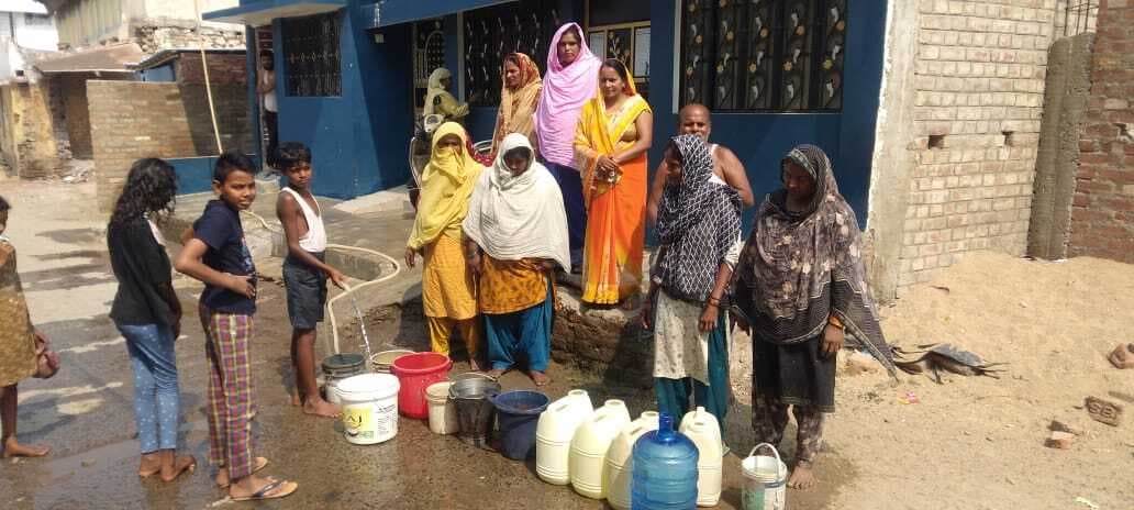 जलमीनार बंद होने से मनिहारी नगर के कई वार्ड में जल संकट गहराया