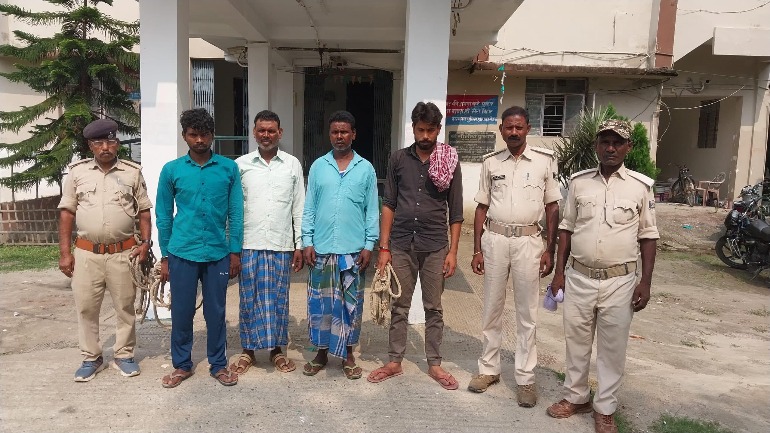 भूमि विवाद में हिंसक झड़प, कई लोग घायल