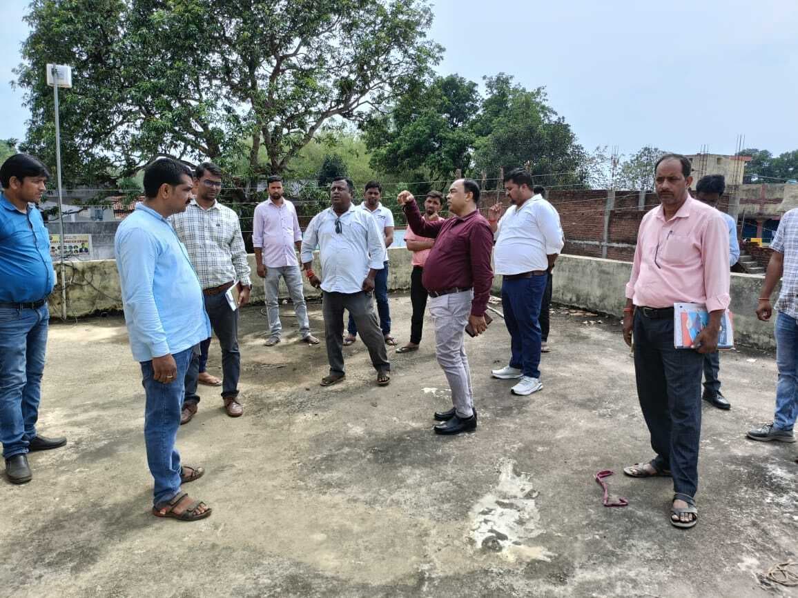 Giridih News :जमुआ में छह पंचायत सचिवालय के उपकरणों की हुई जांच