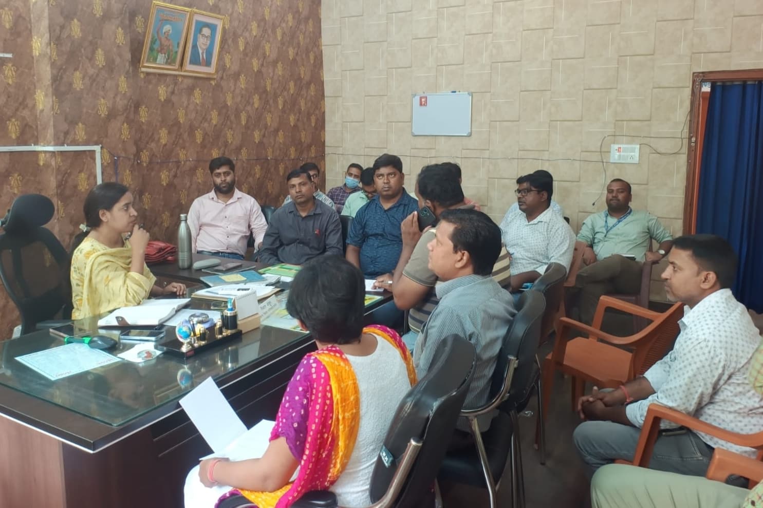 Giridih News :बीएलबीसी की बैठक में योजनाओं की समीक्षा, दिये कई निर्देश