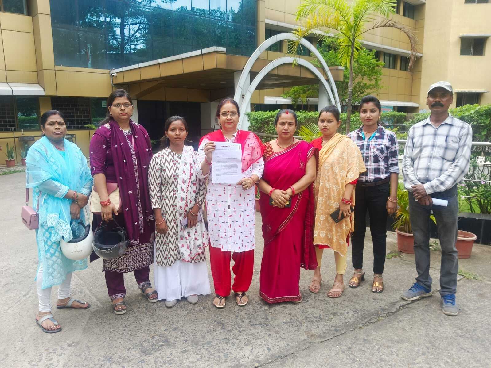 Jamshedpur News : नये एमजीएम अस्पताल में 11 बजे तक ओपीडी में नहीं पहुंचे डॉक्टर, हंगामा