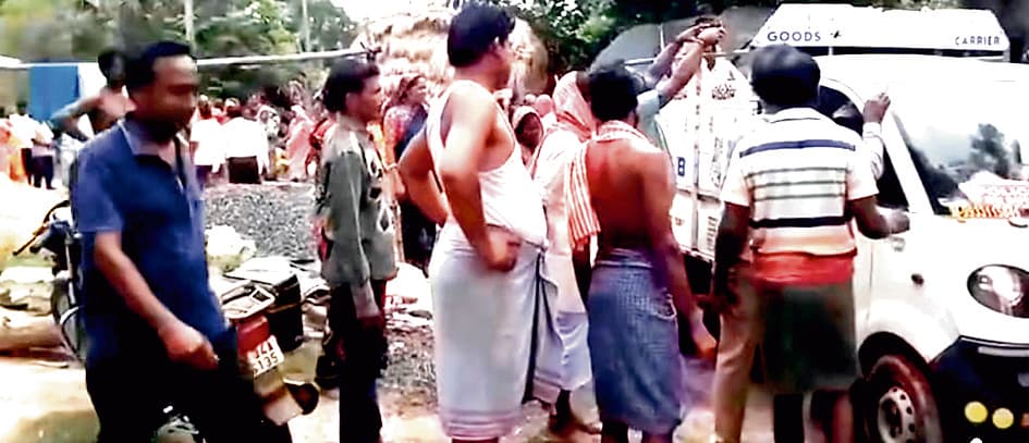 वृद्ध दंपती ने कीटनाशक खाकर कर ली आत्महत्या